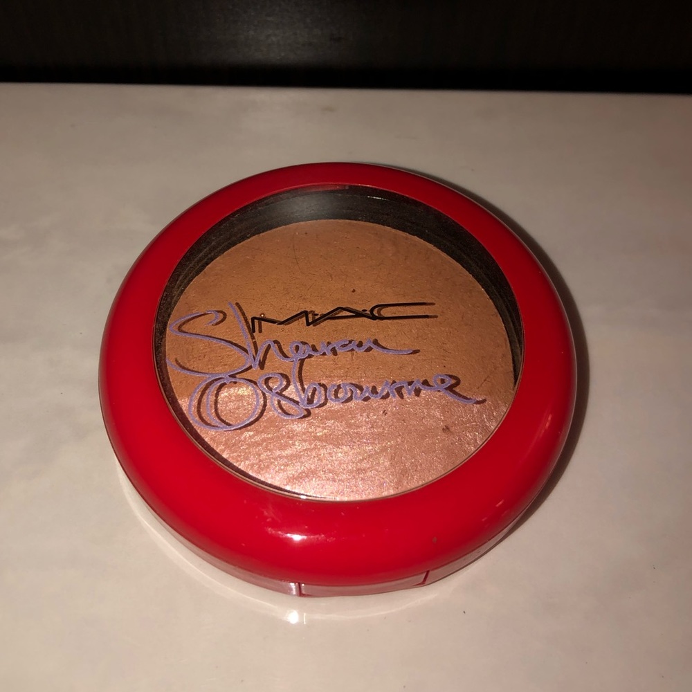 Brand new Sharon Osbourne mineralize skinfinish!
